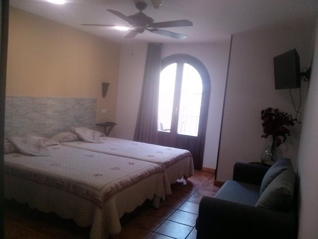 Hostal Suetxe Los Arcos Exteriér fotografie
