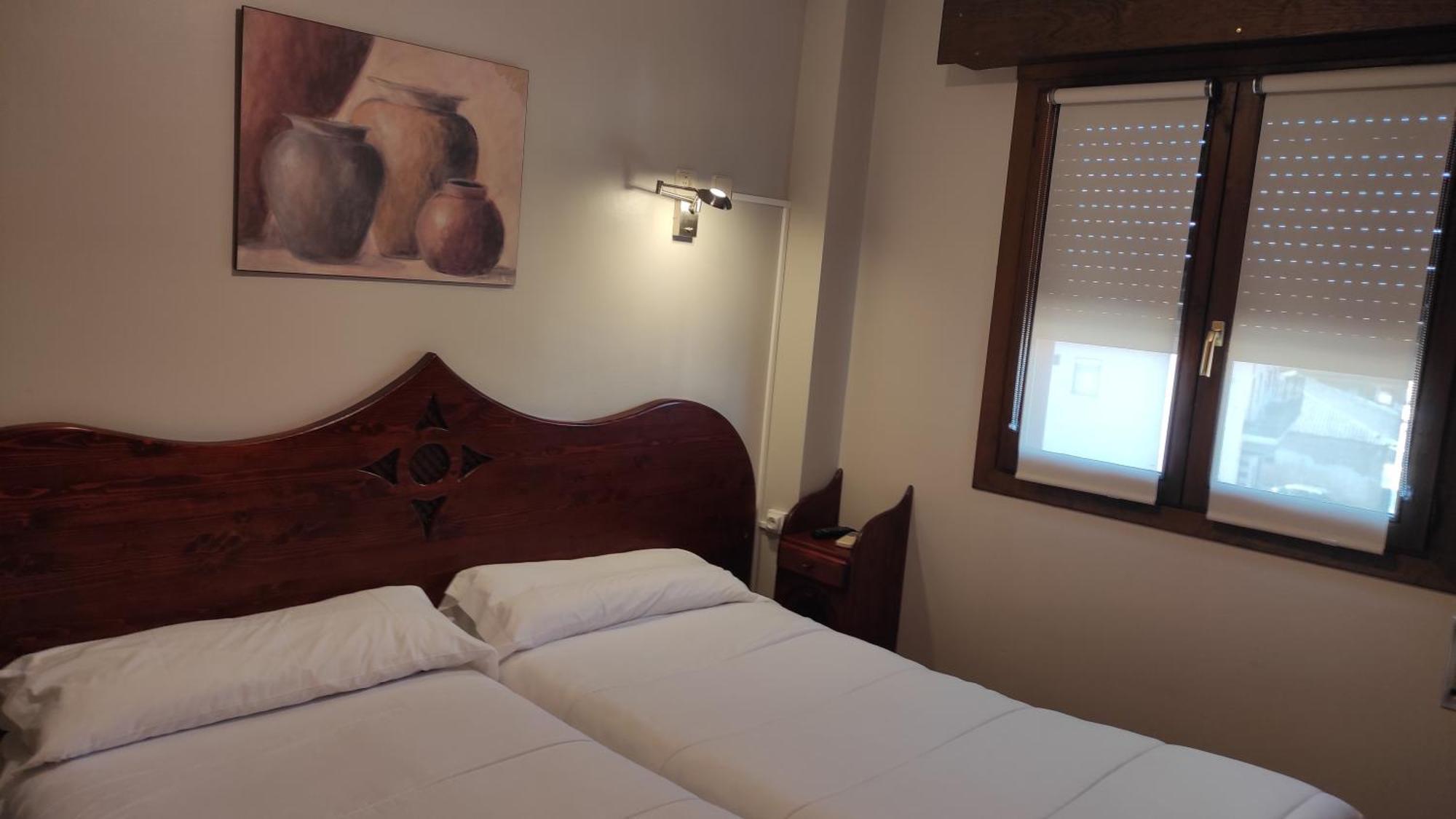 Hostal Suetxe Los Arcos Exteriér fotografie