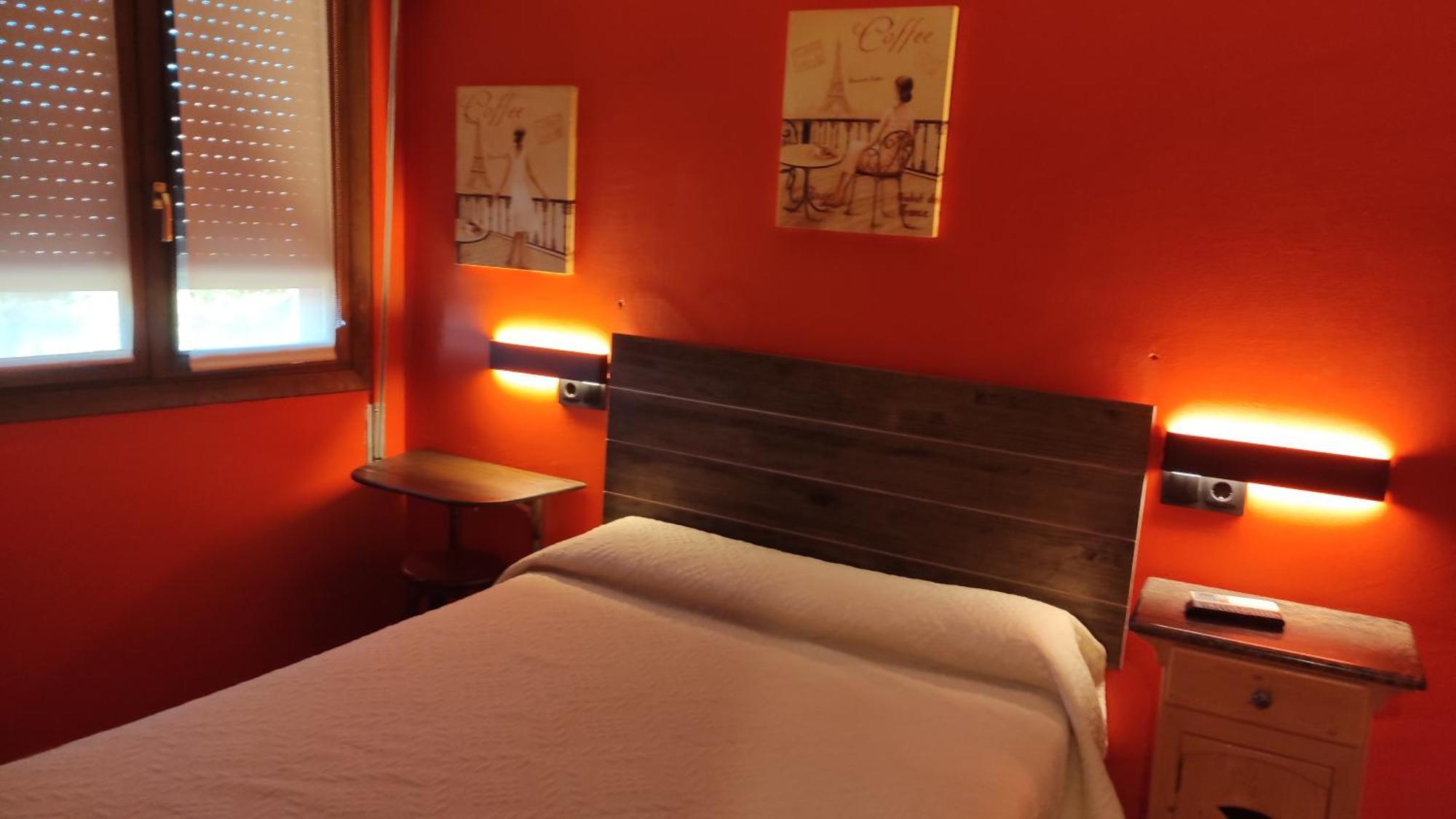 Hostal Suetxe Los Arcos Exteriér fotografie