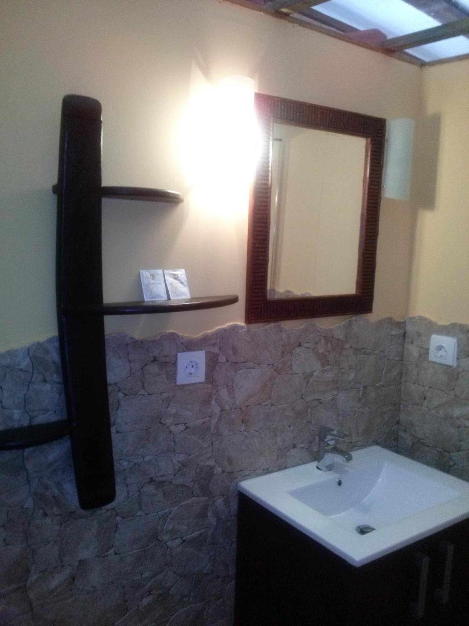 Hostal Suetxe Los Arcos Exteriér fotografie