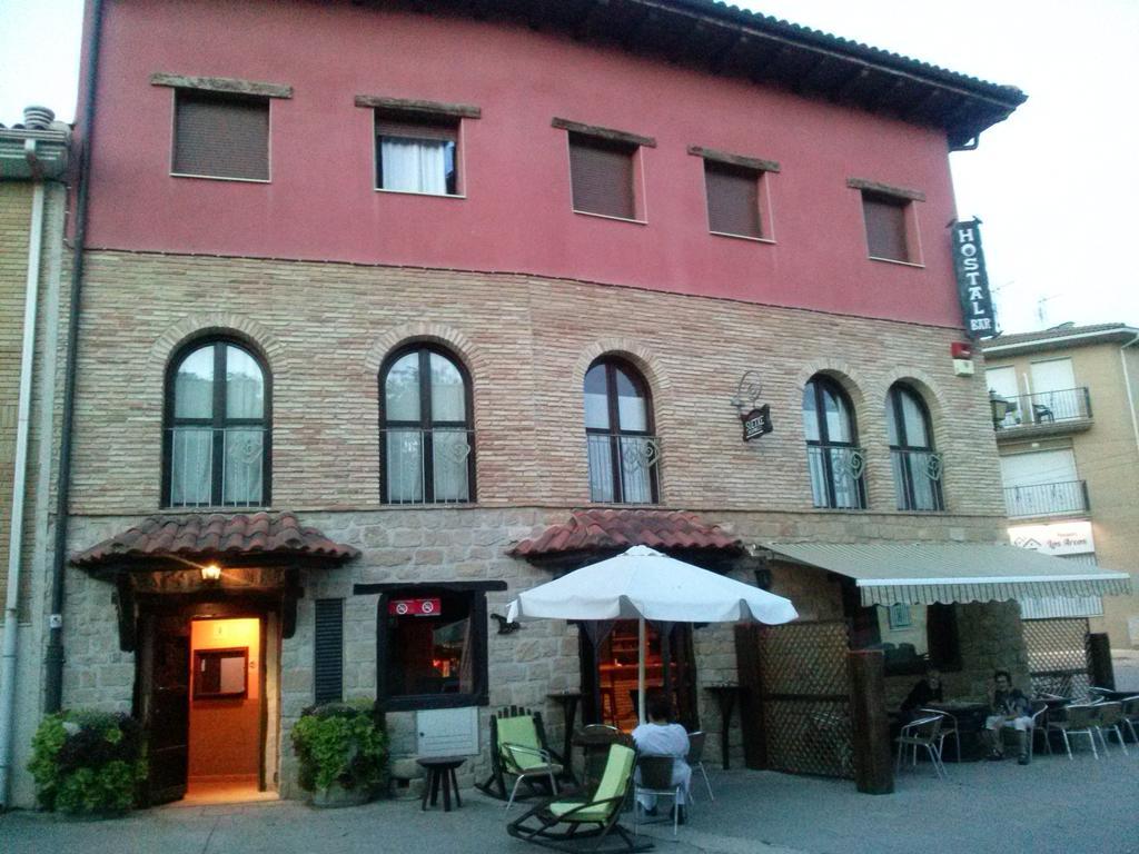 Hostal Suetxe Los Arcos Exteriér fotografie